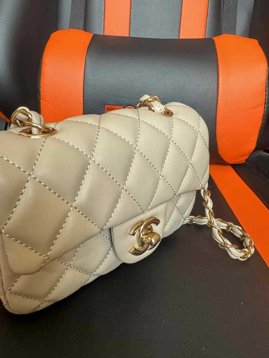 Дамска чанта тип Chanel – много добро състояние