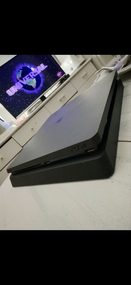 PlayStation 4 hdd 1TB