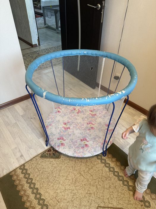 Манеж для  детей возраста 1-2 года