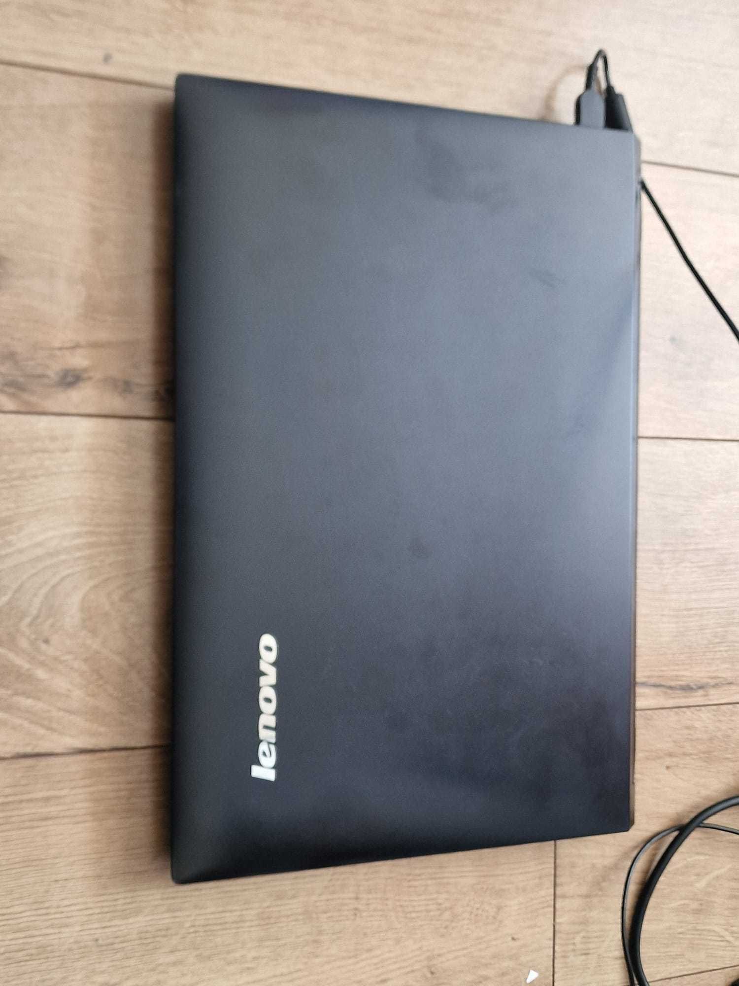 Se vinde Laptop Lenovo