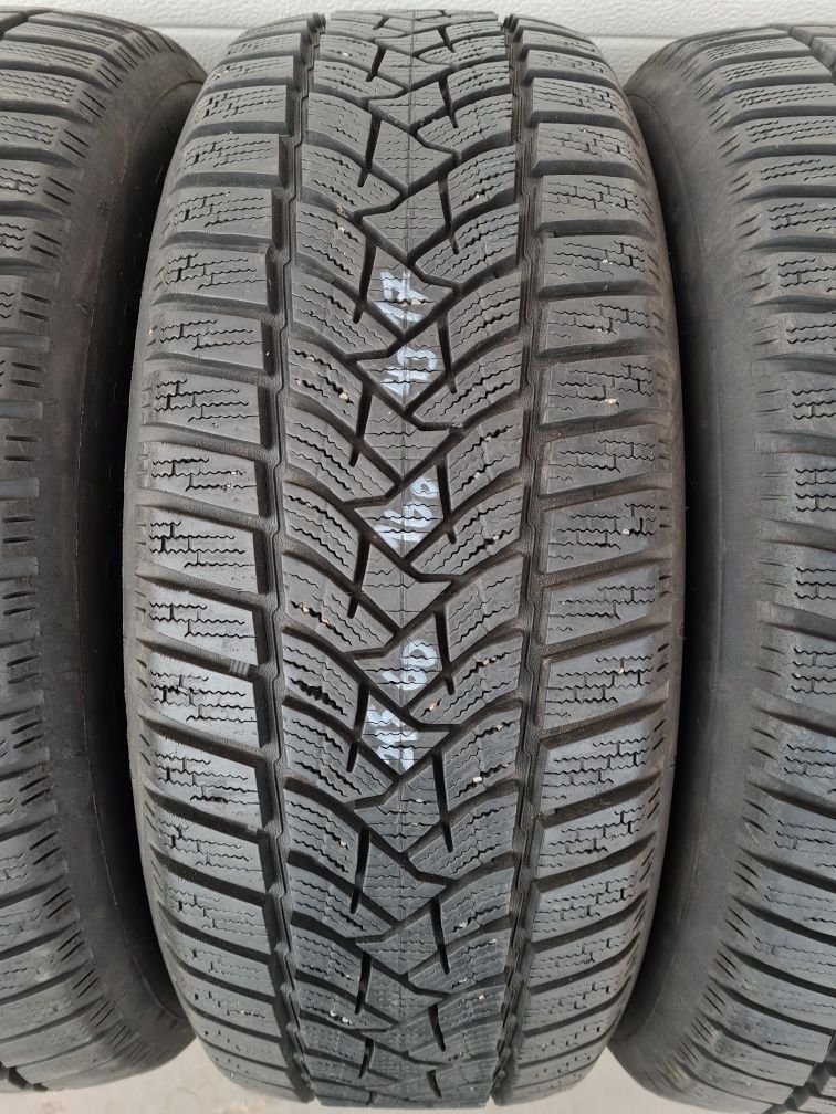 Зимни гуми 4 броя DUNLOP WinterSport5 215 60 R16 дот 4119