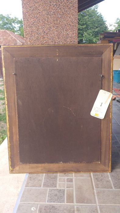 Oglinda cu ramă de lemn