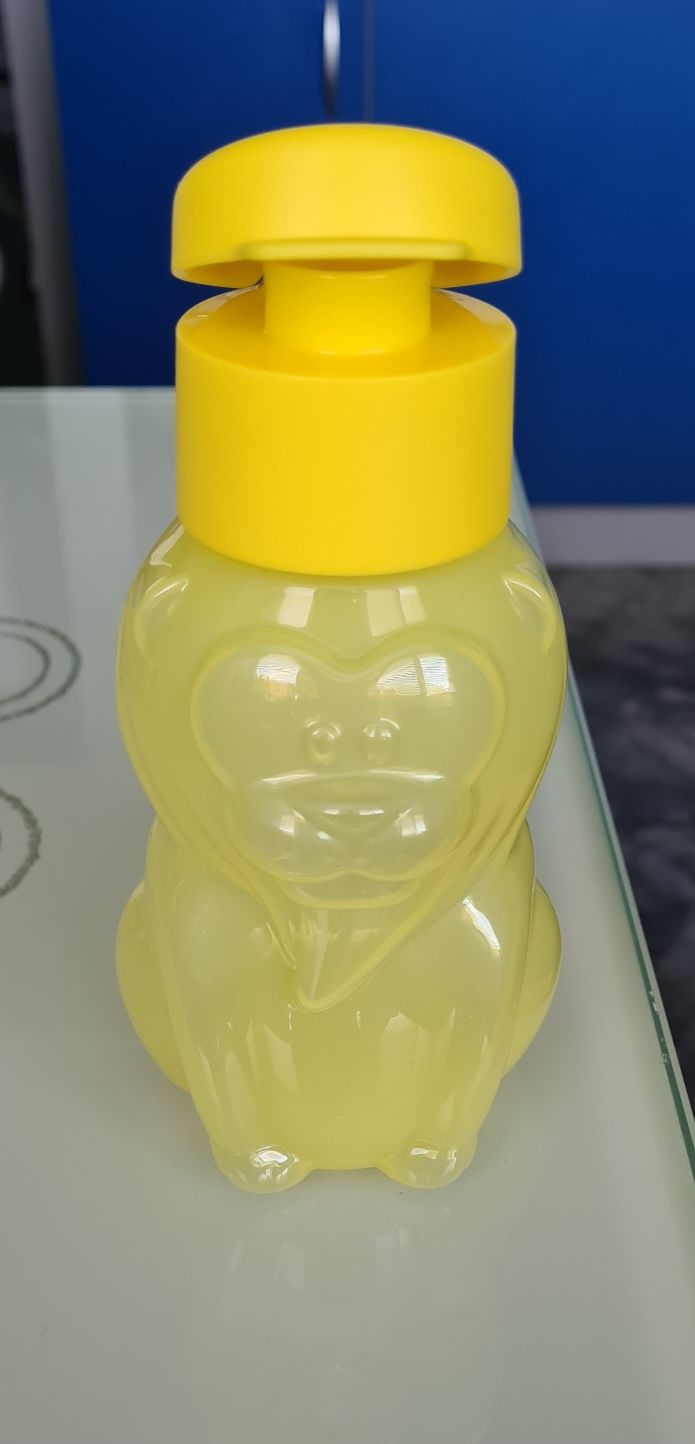 Tupperware бутилка