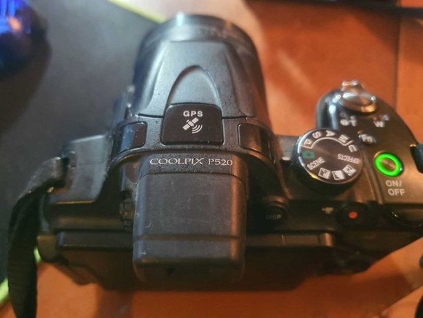 Nikon  p 520  зум×42кратный,   не включается акум дохпый