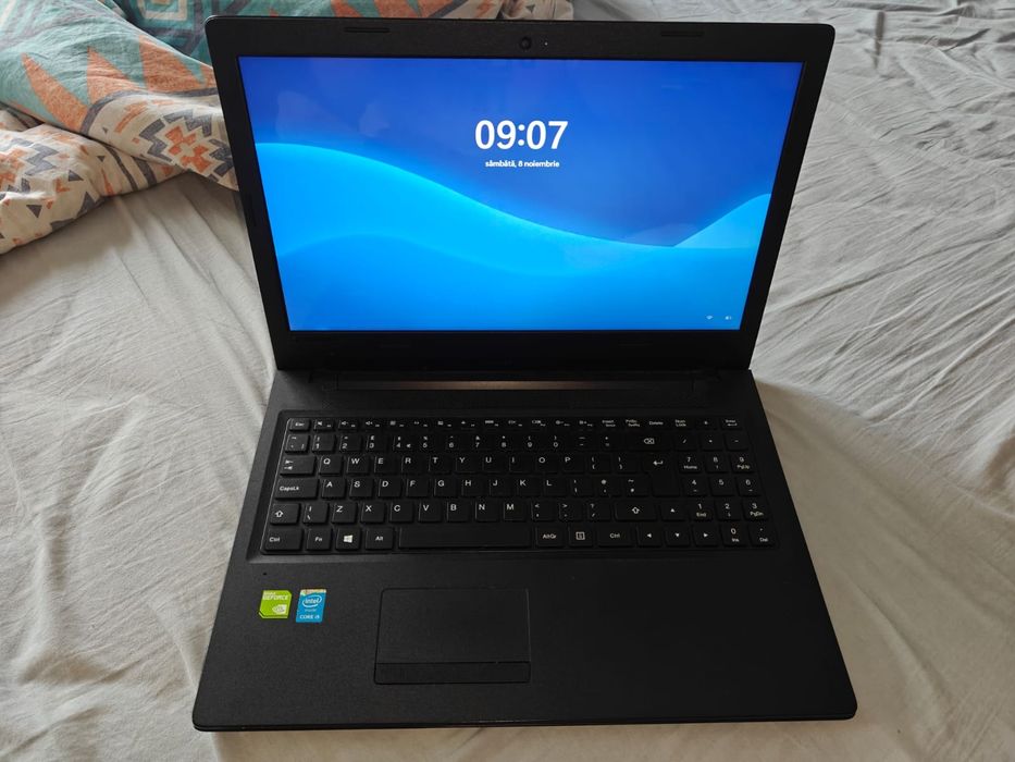 Vând Laptop Lenovo ideaPad 100-15IBD