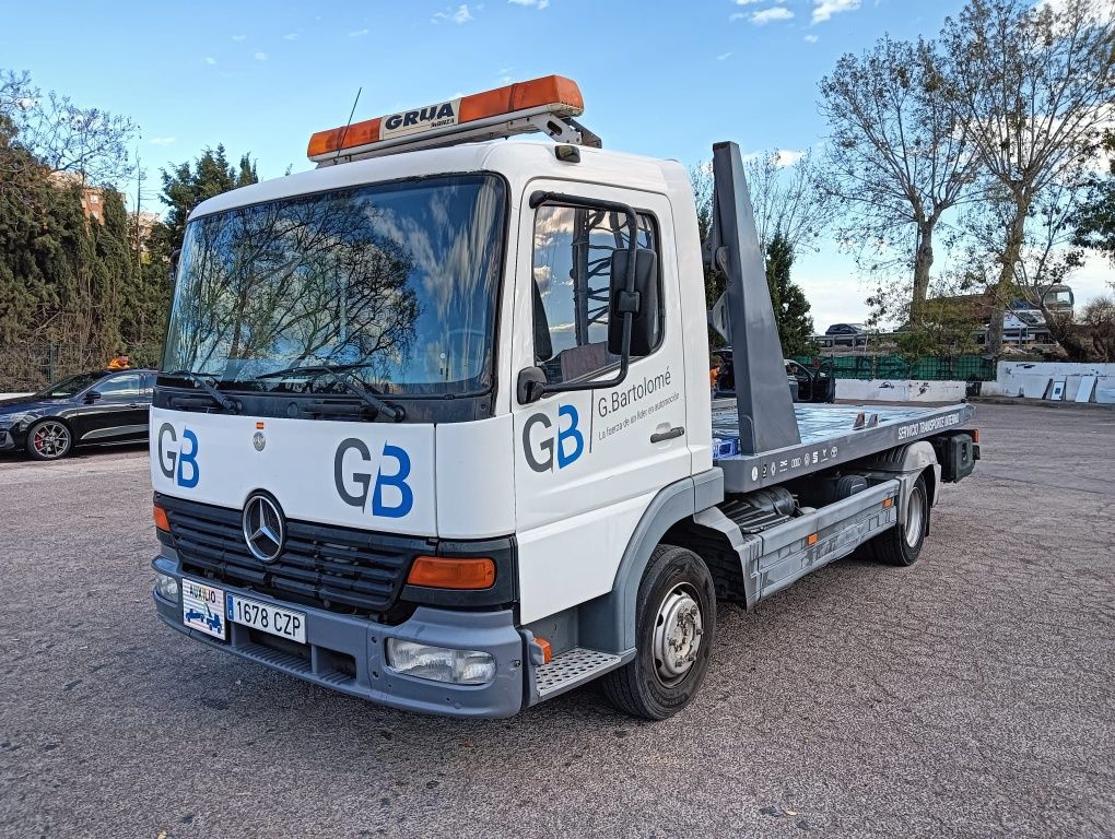 Mercedes Atego Platforma  150CP 4198cm  km 185000 reali