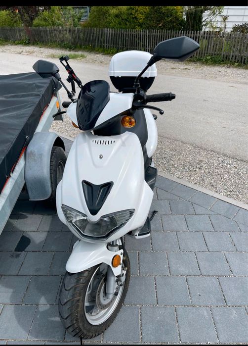 Scuter 125 cc 2014 1300km