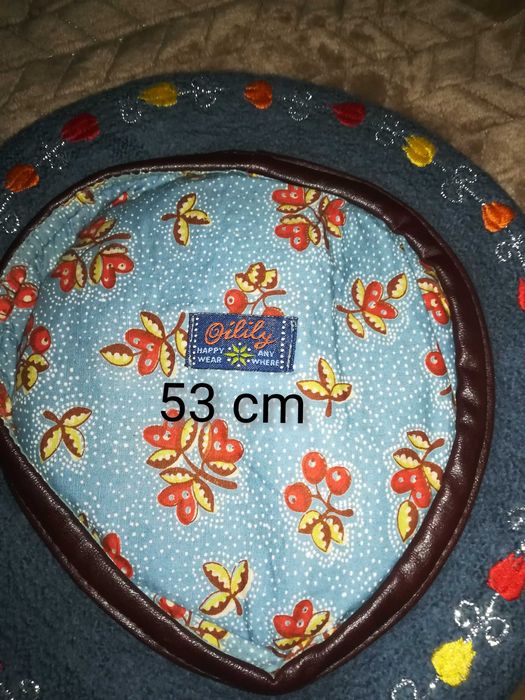 Basc brodat cu broderie foarte frumoasa