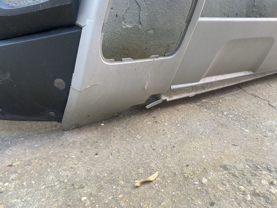 Bara fata Dacia Duster an 2018-2024