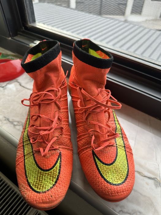 Ghete nike acc model vechi