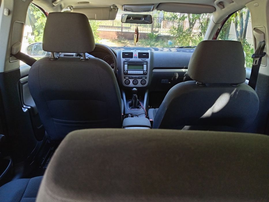 Vând Vw Golf 5,2008,1.4 benzina!Se poate vedea în Loc. Sintereag!