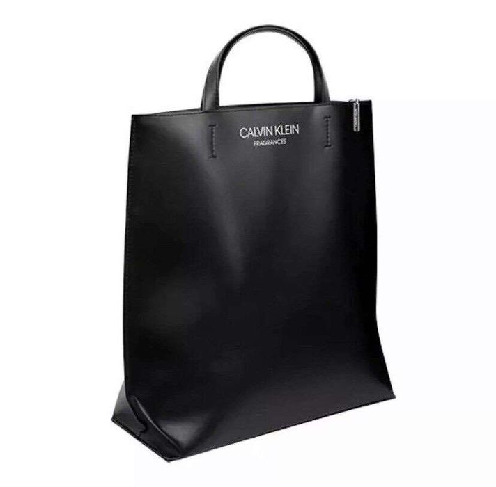 Кожена,дамска чанта CALVIN KLEIN