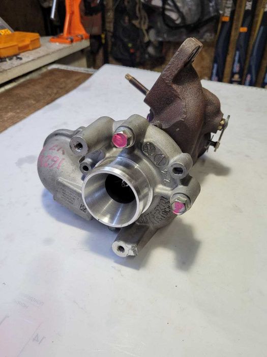 Турбо от Ситроен Кактус 2015 1,6HDi 100 кс