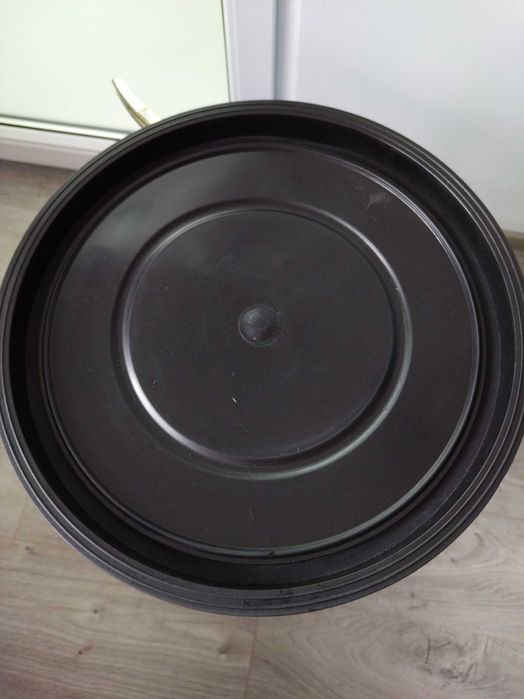 Butoi plastic cu capac