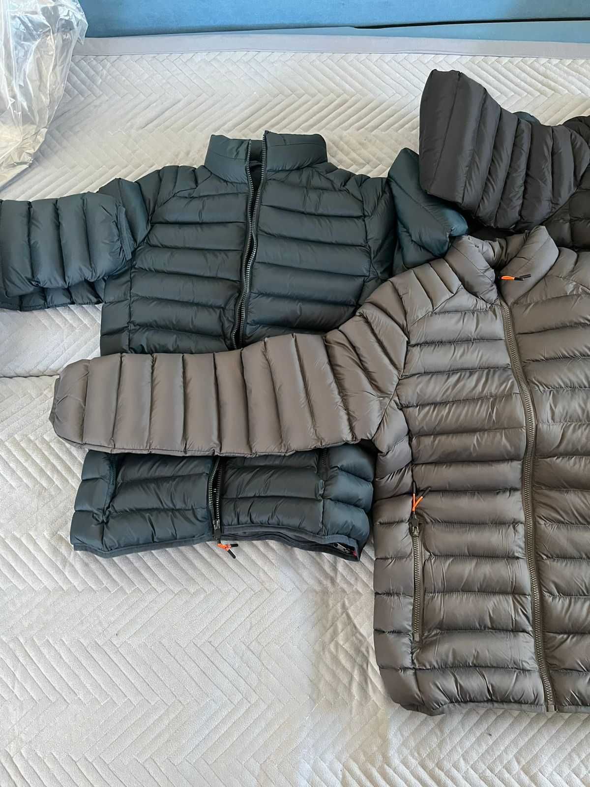 Продаются детские куртки, унисекс на 8-12 лет