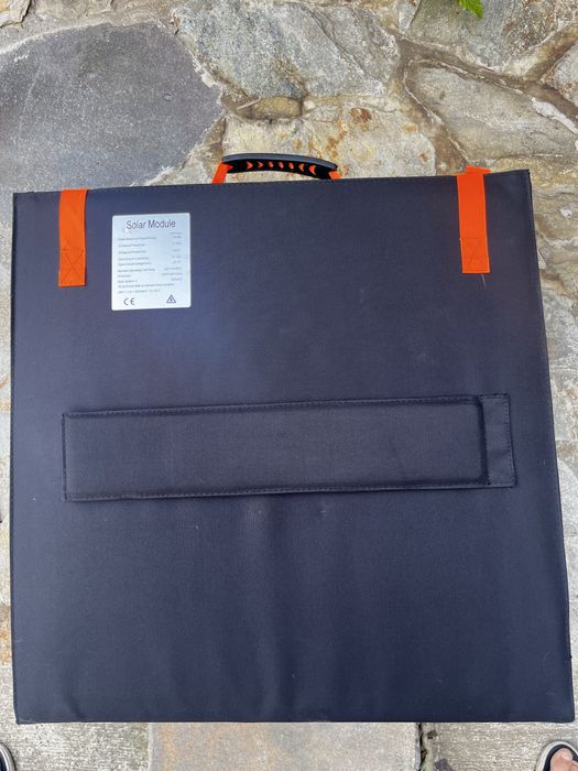 Baterie portabila stationara Li-Ion cu panou solar