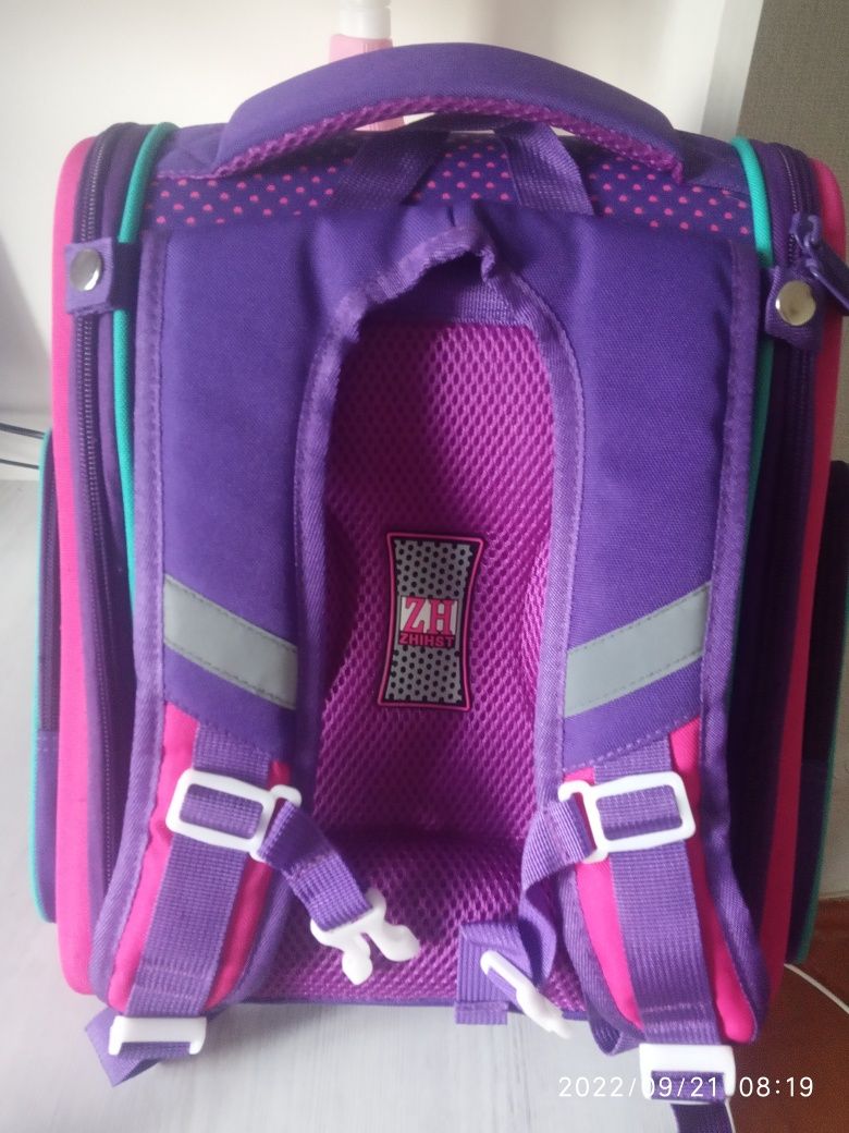 Рюкзак для девочки 1-4 класс