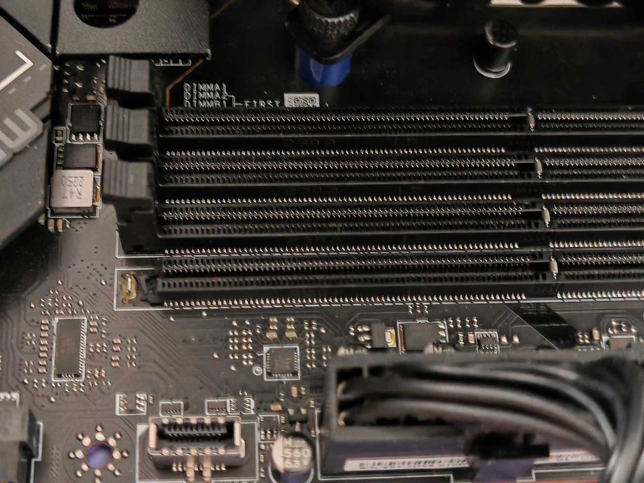 Дънна платка MSI MPG Z790 CARBON WIFI, ATX, Socket LGA 1700