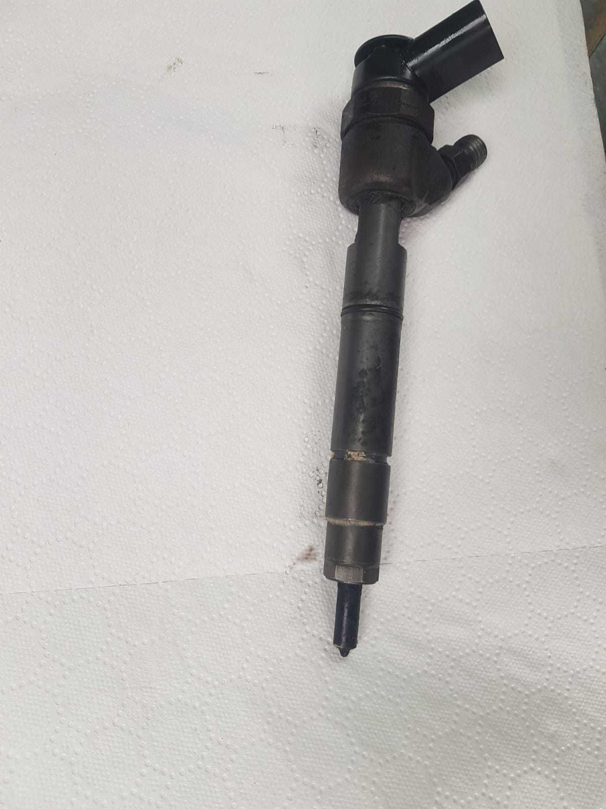 Injector Smart Forfour 1.5 dci cod 0445110167