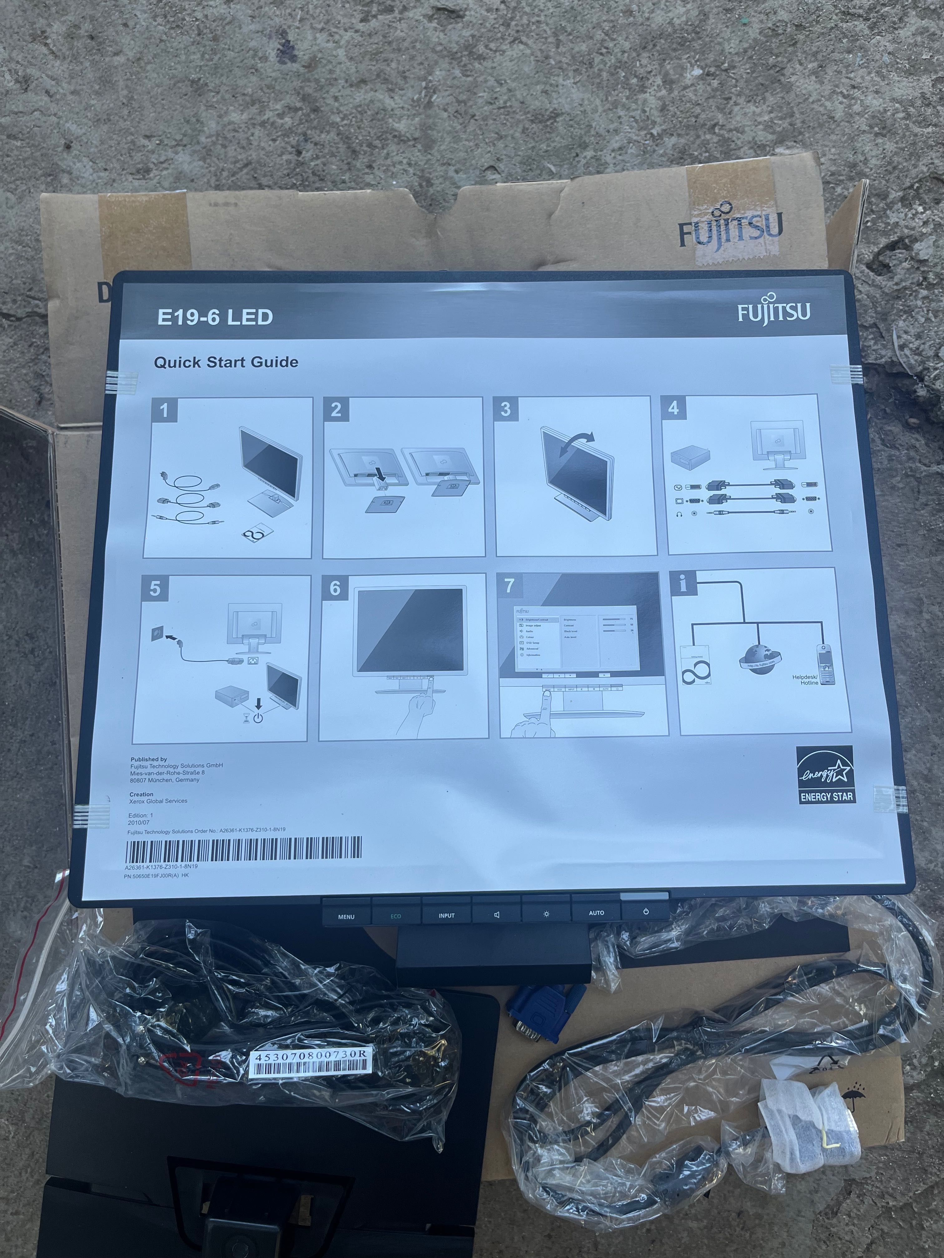 !!ЧИСТО НОВ !! Монитор-Fujitsu e19-6 led