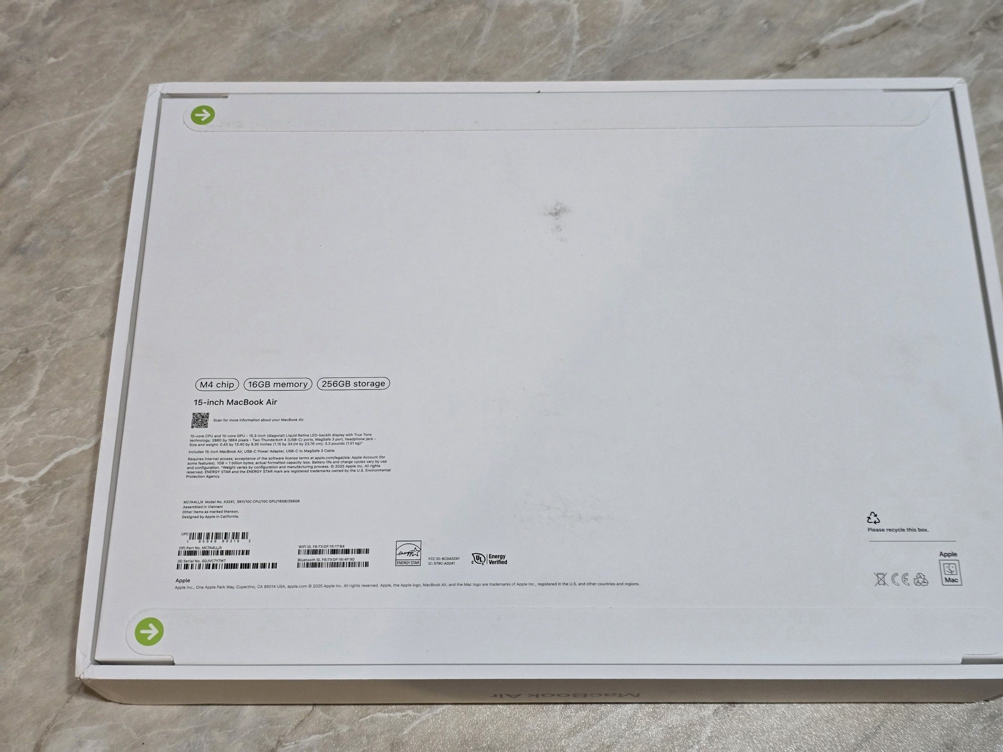 MacBook Air 15 M4 16/256 новый