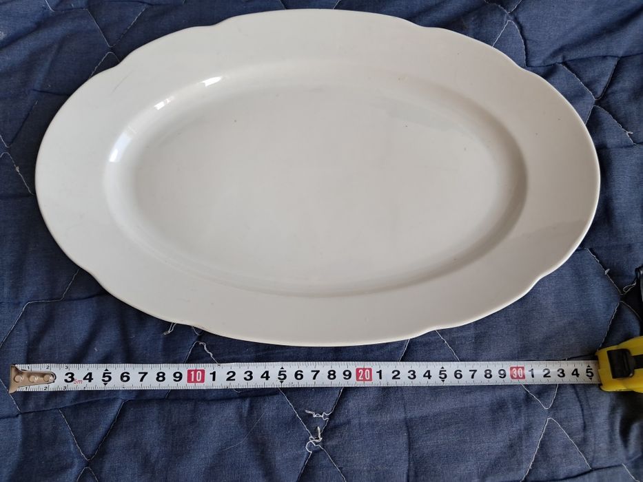 Чаши, чинии, купи, домашни потреби