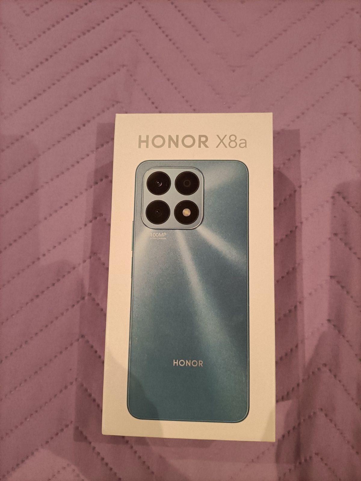 Продавам телефон Honor X8a
