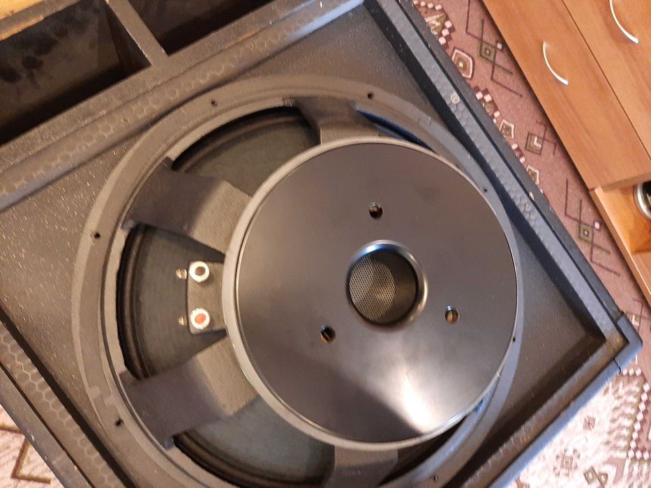 Бас каси JB systems vibe-18 инч 2 бр.