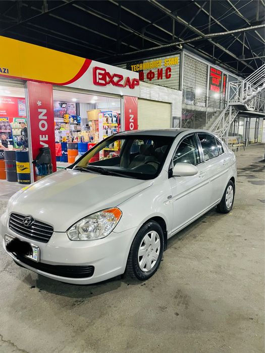 Hyundai _ Accent_