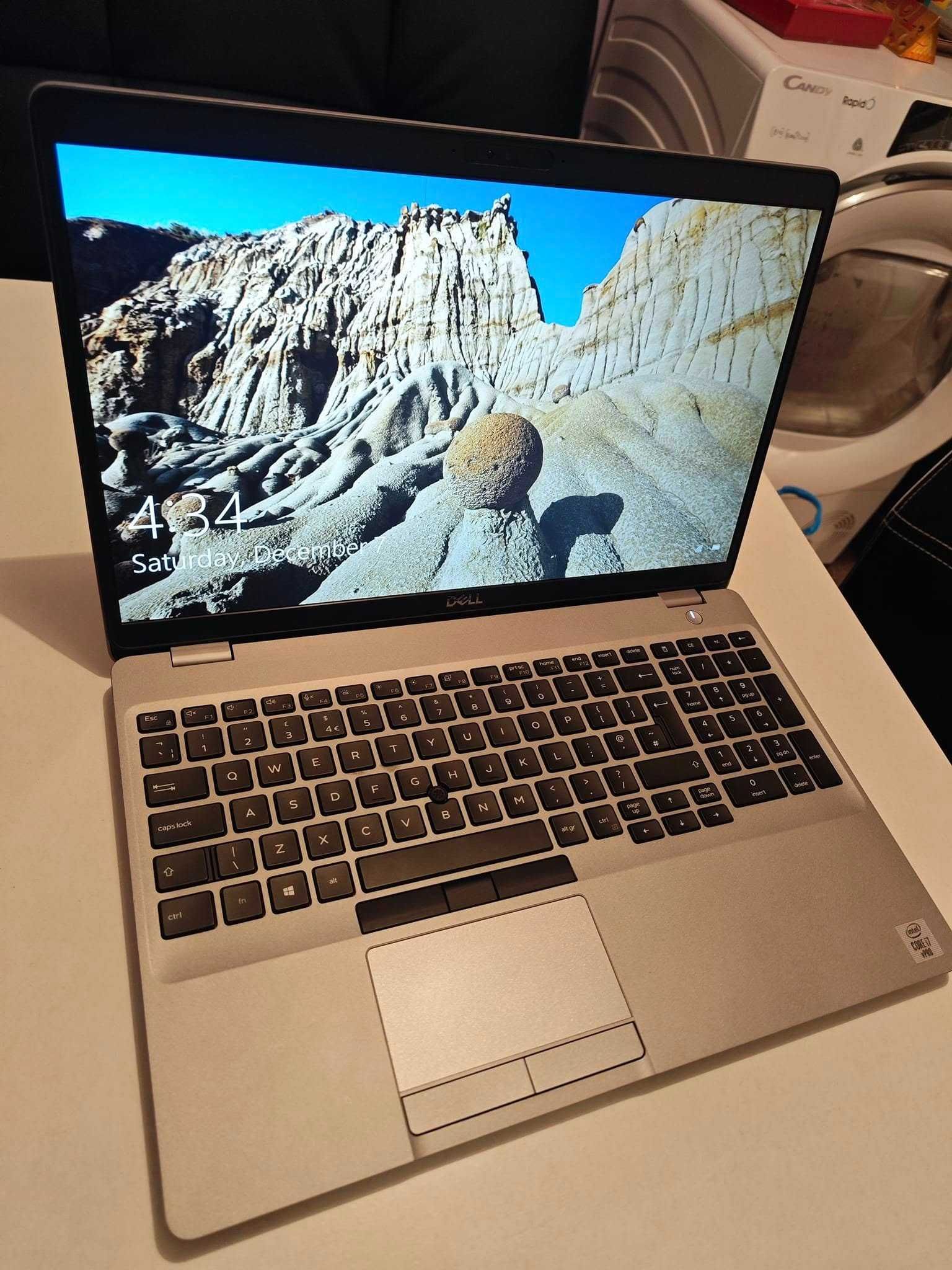Лаптоп Dell Latitude 5510 (с 1 малък дефект)
