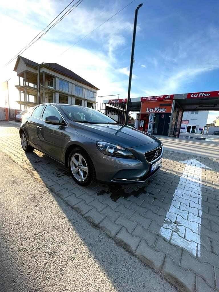 De vânzare Volvo V40