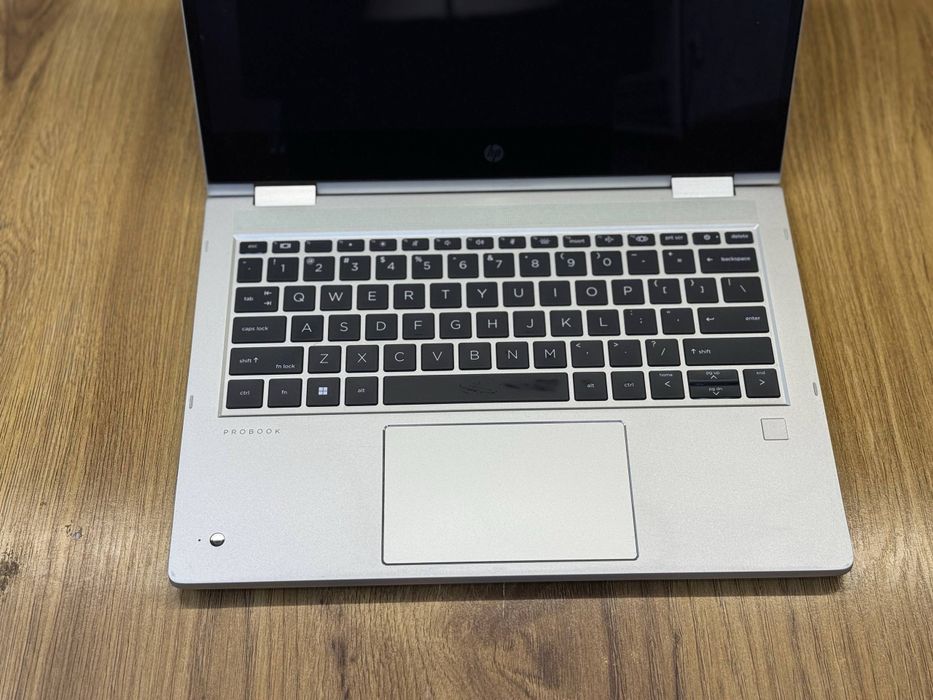 Sensor ekran x360 gradus aylanadi HP Ryzen 5  5625 U 8/256  Otpechatka