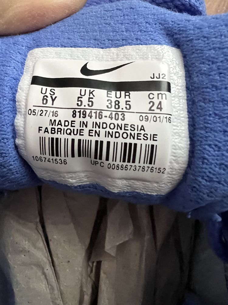 Оригинални маратонки Nike