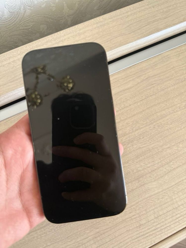 Продаю свои iphone 14 pro 512( black), iphone 13 pro 1TR( p.blue)