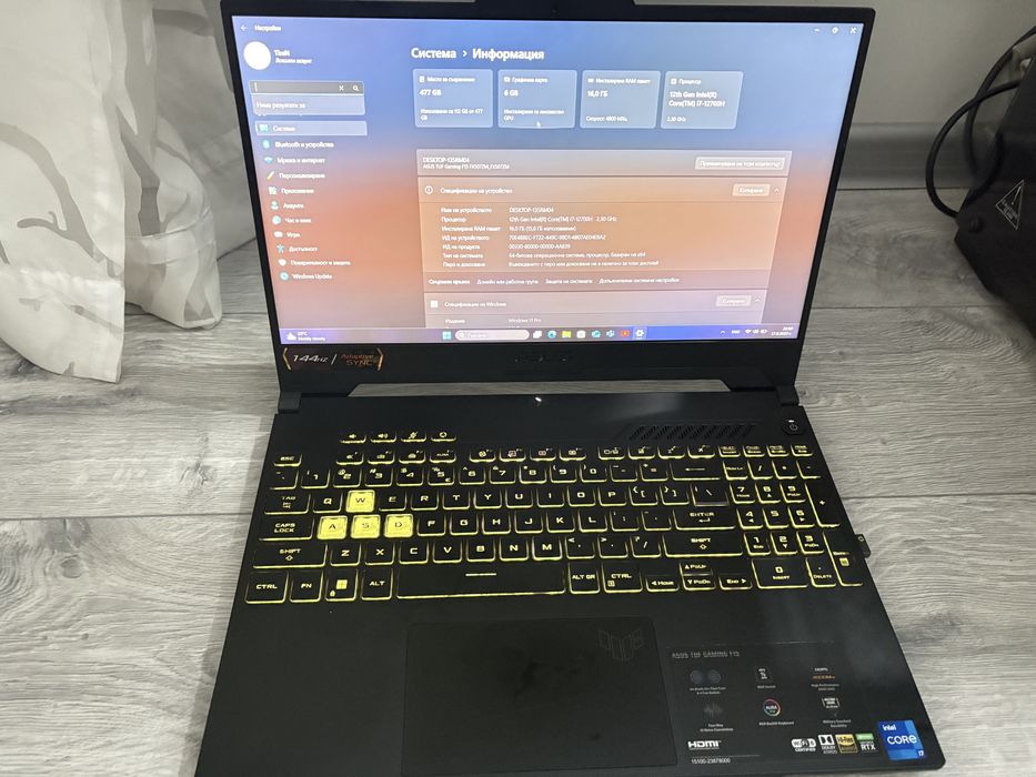 гейърски лаптоп ASUS TUF Gaming Dash F15 - 15.6 инча