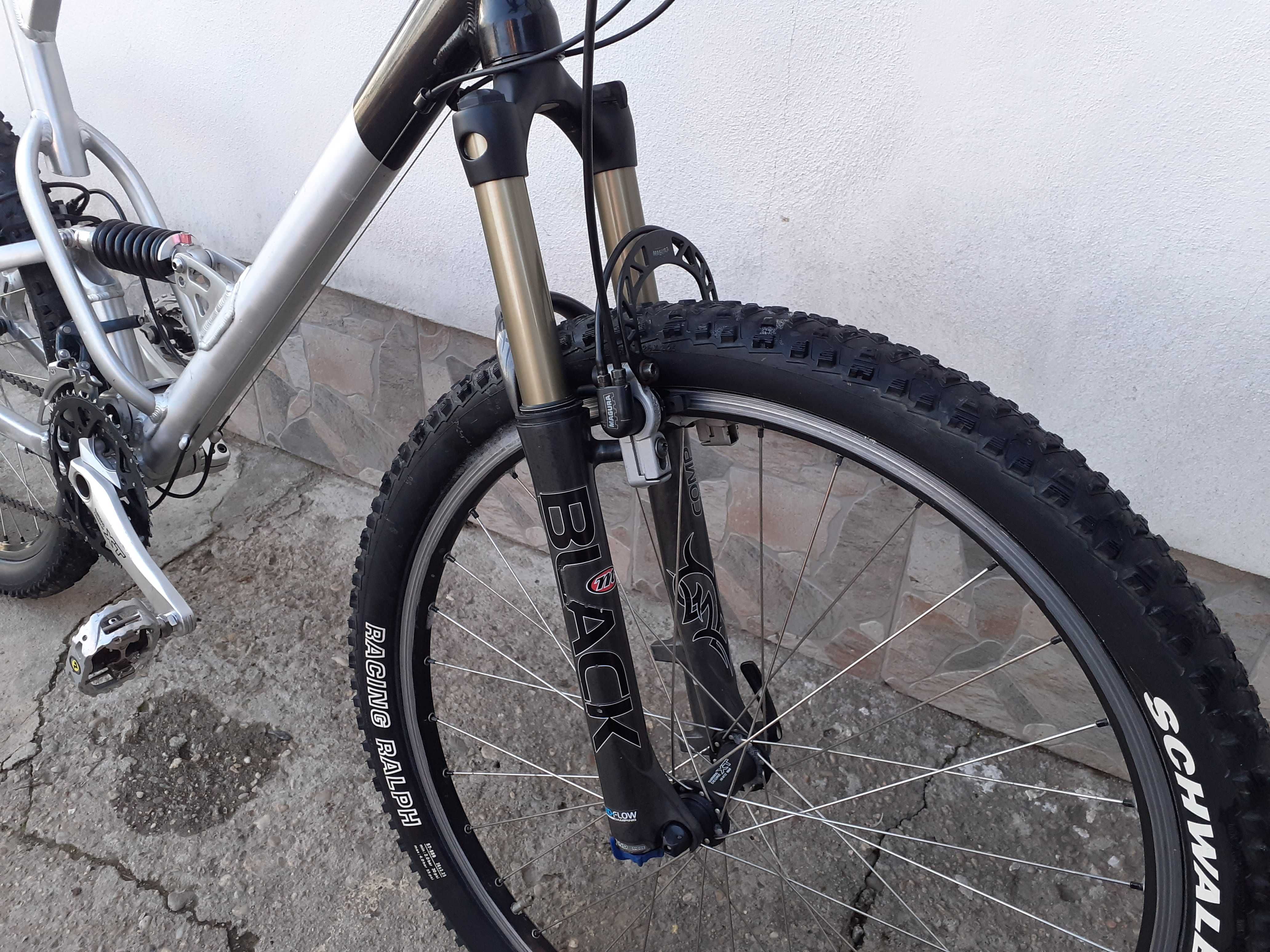 Bicicleta Mtb full suspension 26"