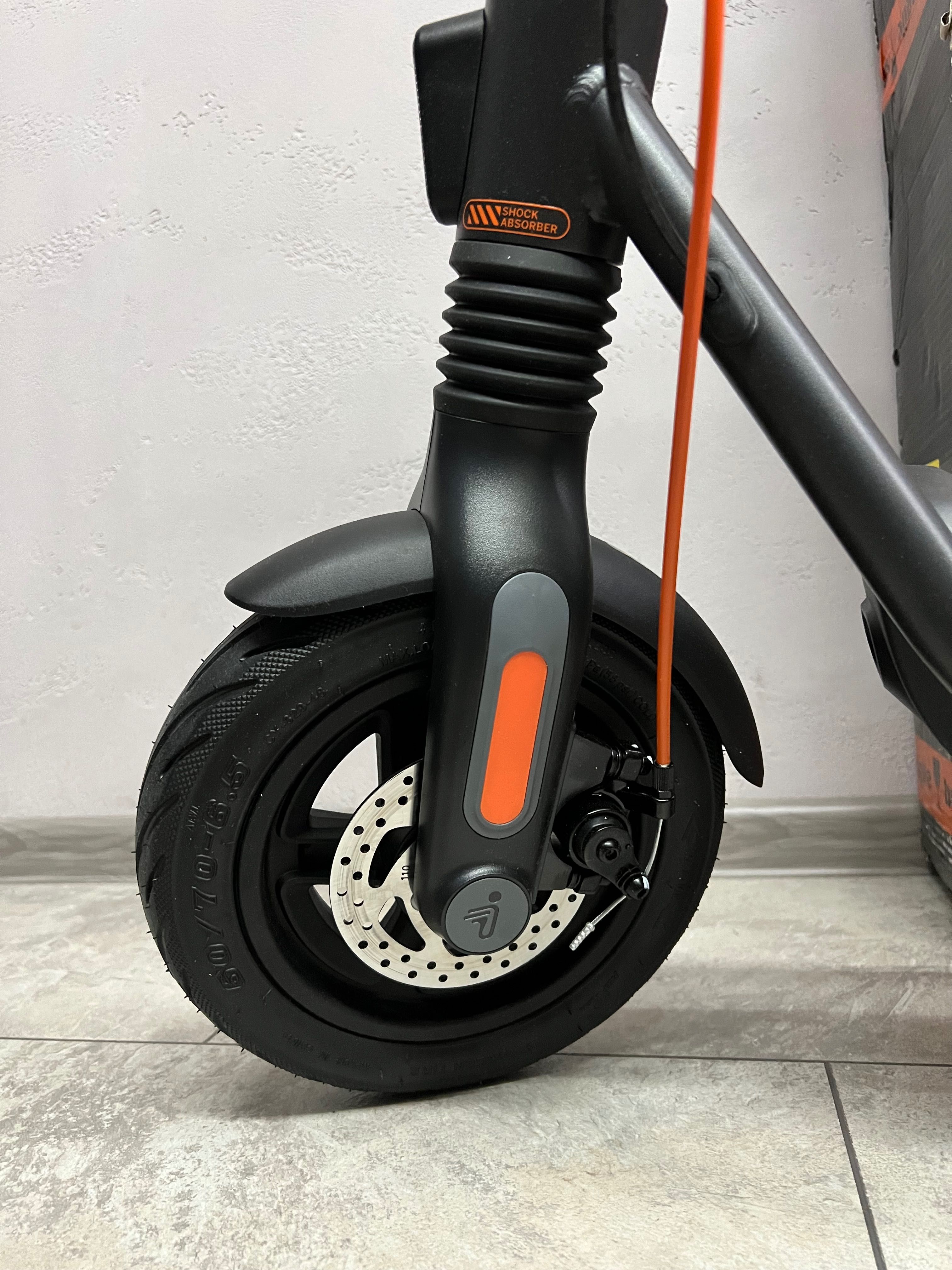 Електрически скутер-тротинетка SEGWAY KICKSCOOTER F2 PRO ДО 50КМ