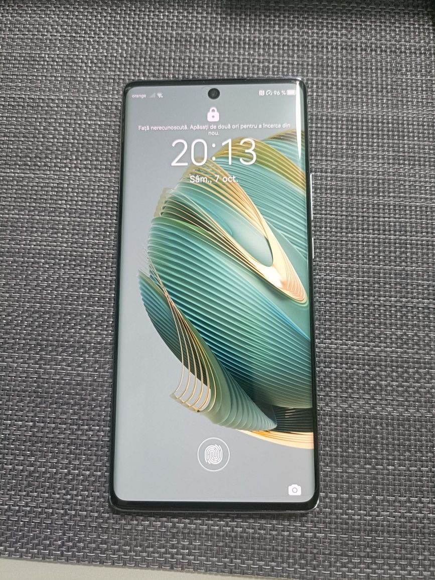 vând Huawei nova 10