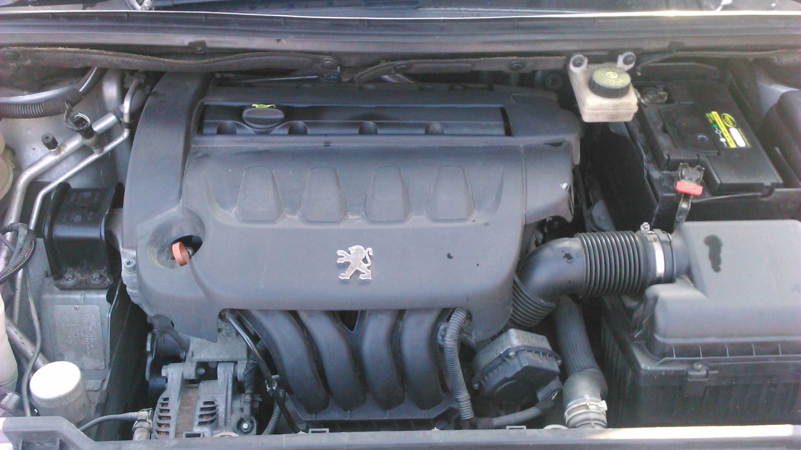 Продавам Пежо 307 авт