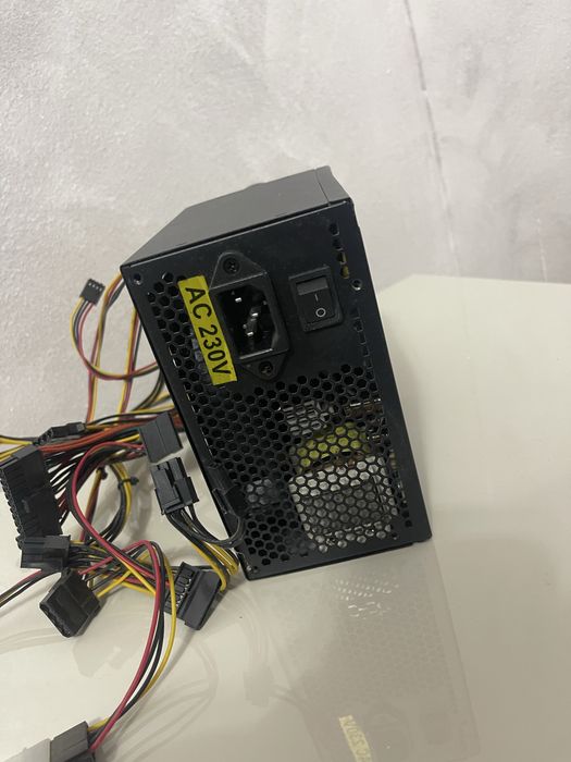 Sursa Pc 850w artic blue