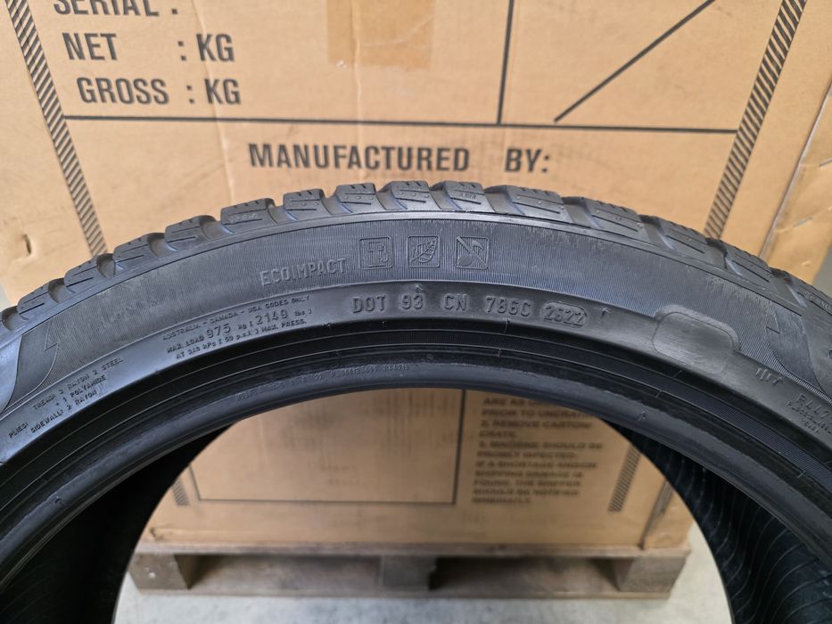 275/40R21-2бр.& 315/35R21-2бр.PIRELLI WINTER Неразличими от НОВИ BMW