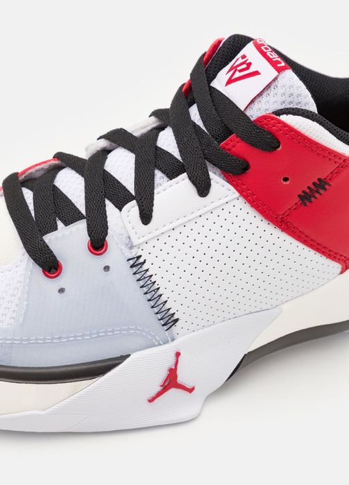 ПРОМО ЦЕНА 79.99 лв !!! Детски снейкъри Jordan One Take 5