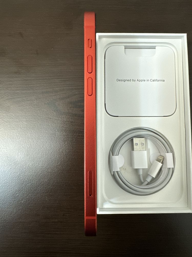 iPhone 12 64GB Product Red + пълен комплект