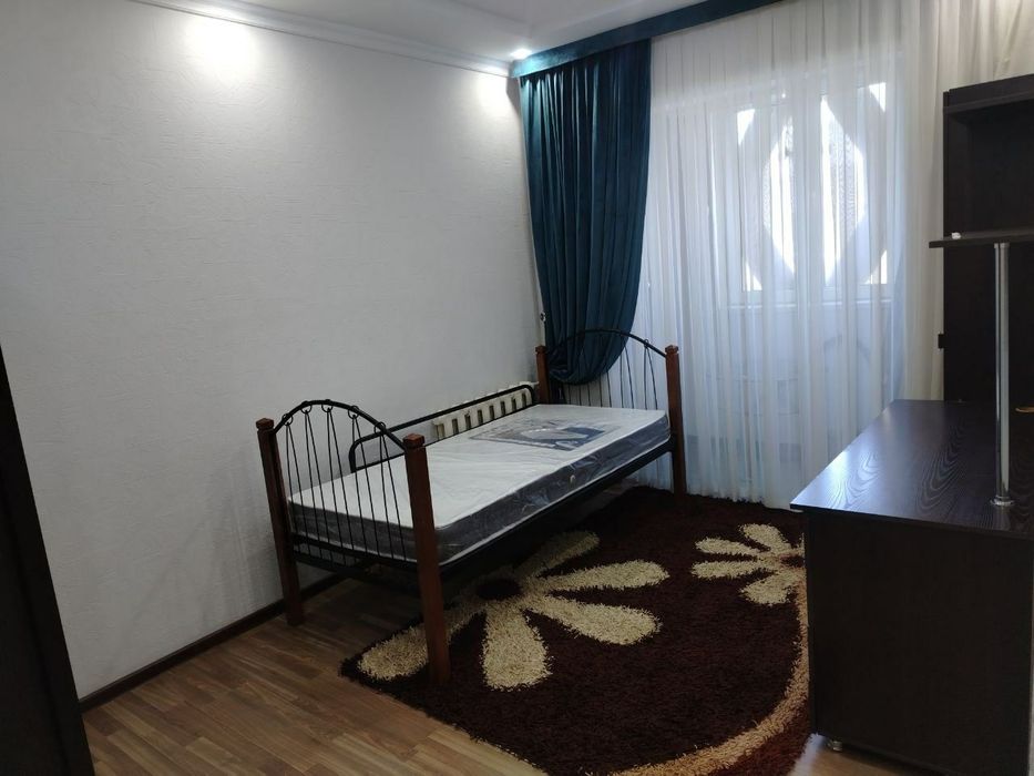 Аренда квартира Госпитальний Капитал банк 4 комнатная