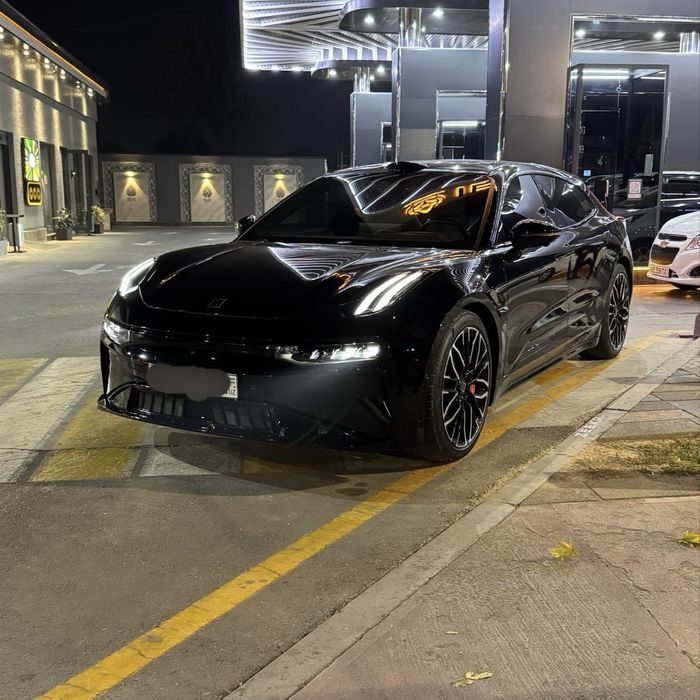 Zeekr 001 you 2024 3,3 сек