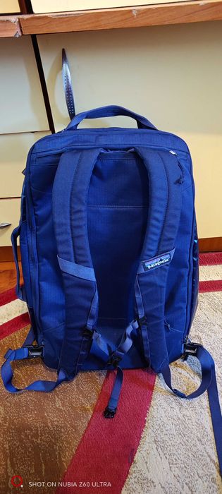 Vând rucsac Patagonia