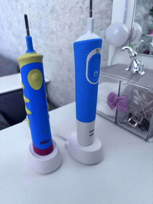 Продам электрическую зубную щетку