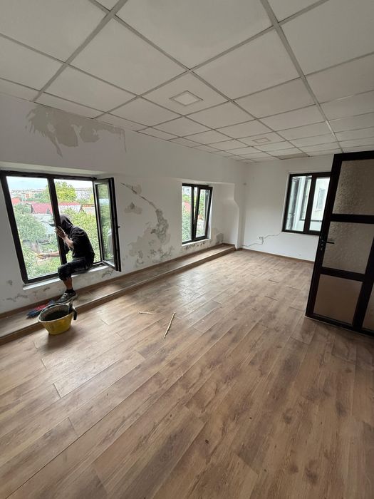 Spatiu birouri Tomesti, Cazare