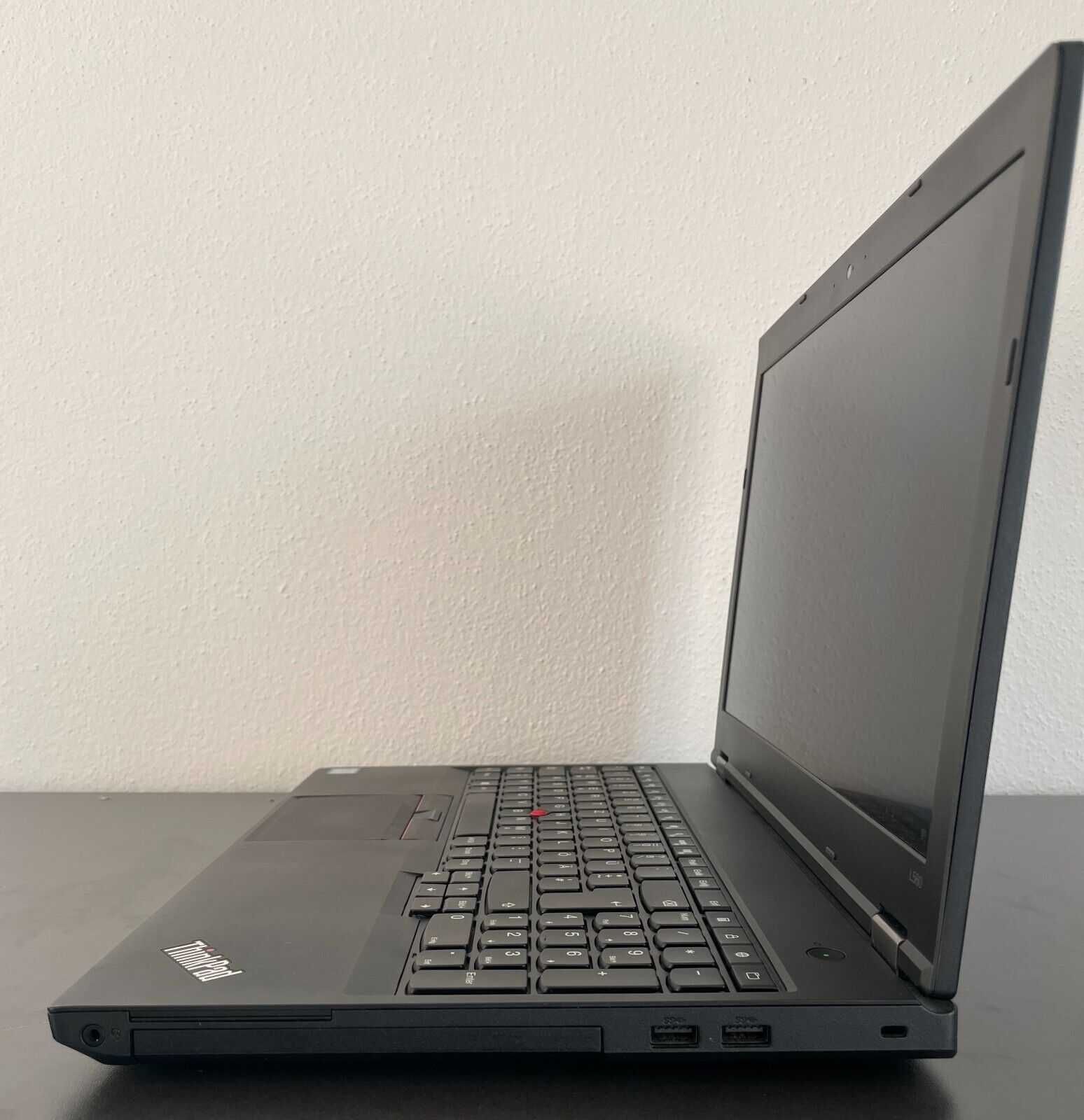 Лаптоп Lenovo L570 I5-7200U 8GB 256GB SSD 15.6 FHD WINDOWS 10 / 11