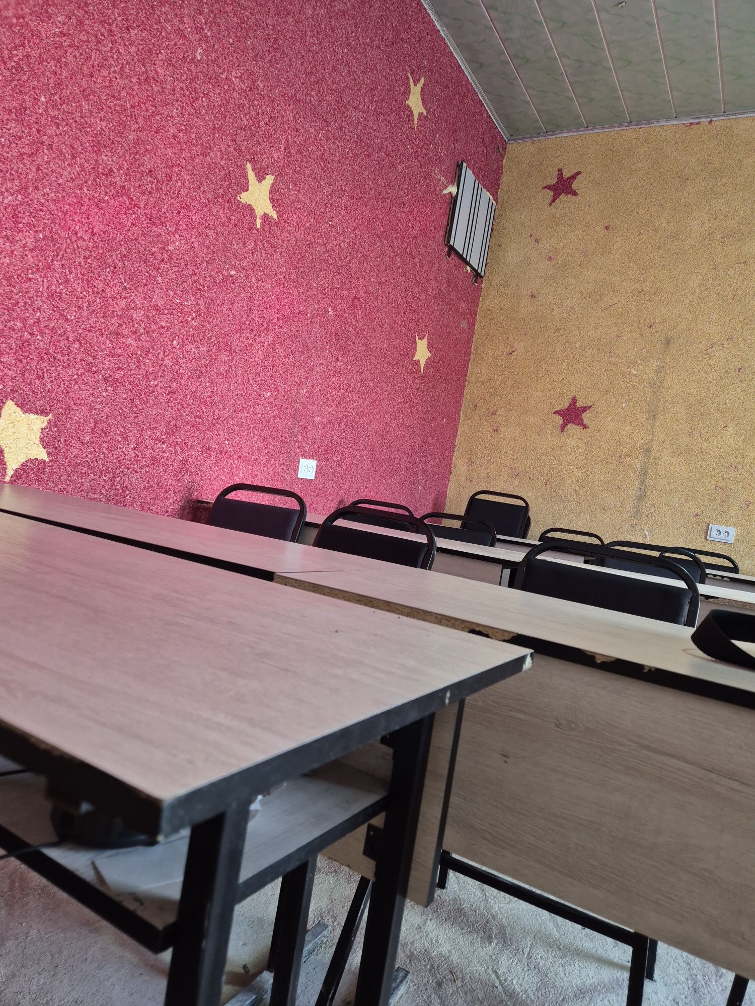 12ta Parta,  stul, doska  uquv markaz uchun